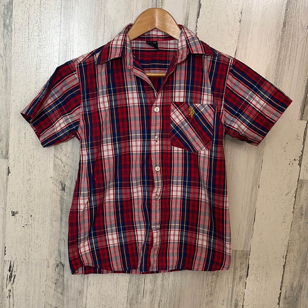 #T46 - boys short sleeve button down size 8 US. POLO ASSN - Picture 1 of 4